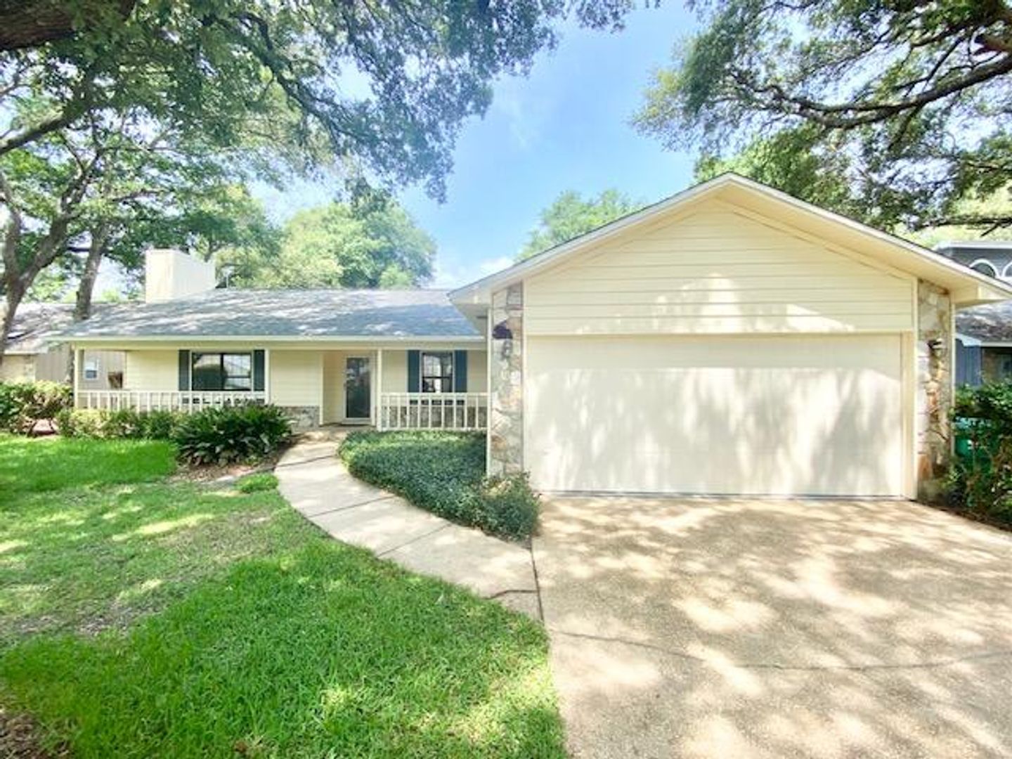 Niceville House: 1210 Whitewood Way