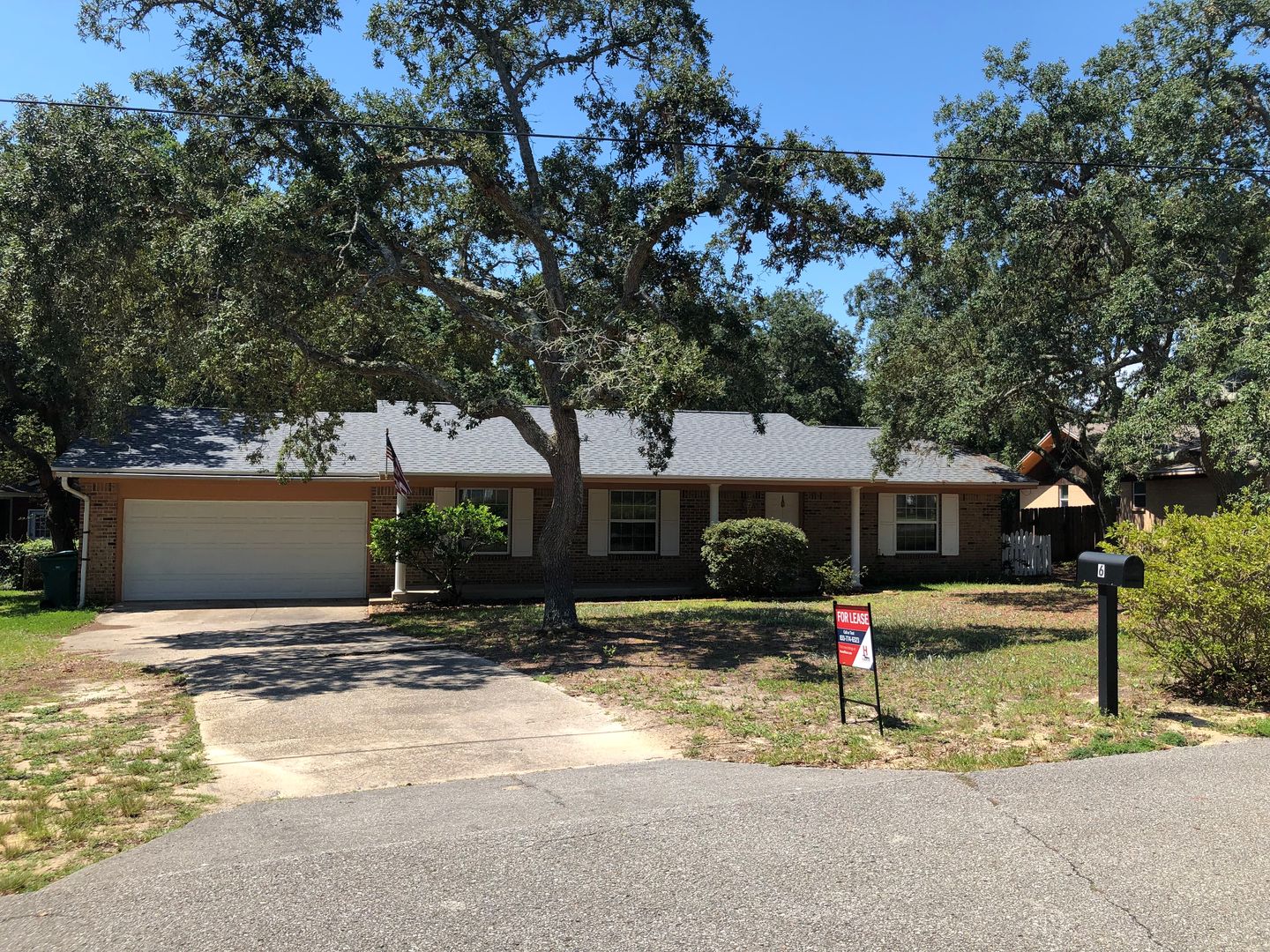 Shalimar House: 6 Dogwood Drive