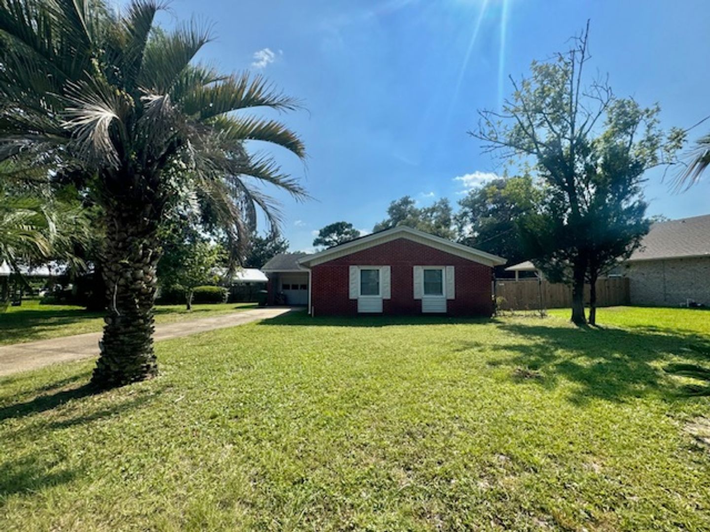 Niceville House: 1002 Julia Avenue