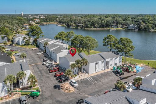 101 Old Ferry Rd, Unit 27B Shalimar, FL 32579