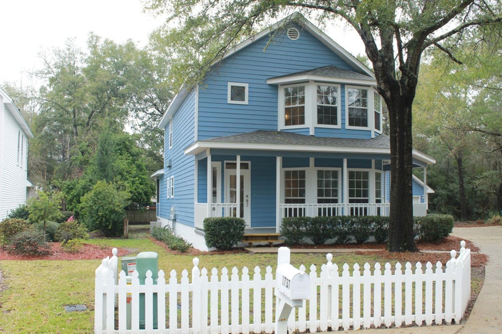 Niceville House: 1737 Bolton Village Lane