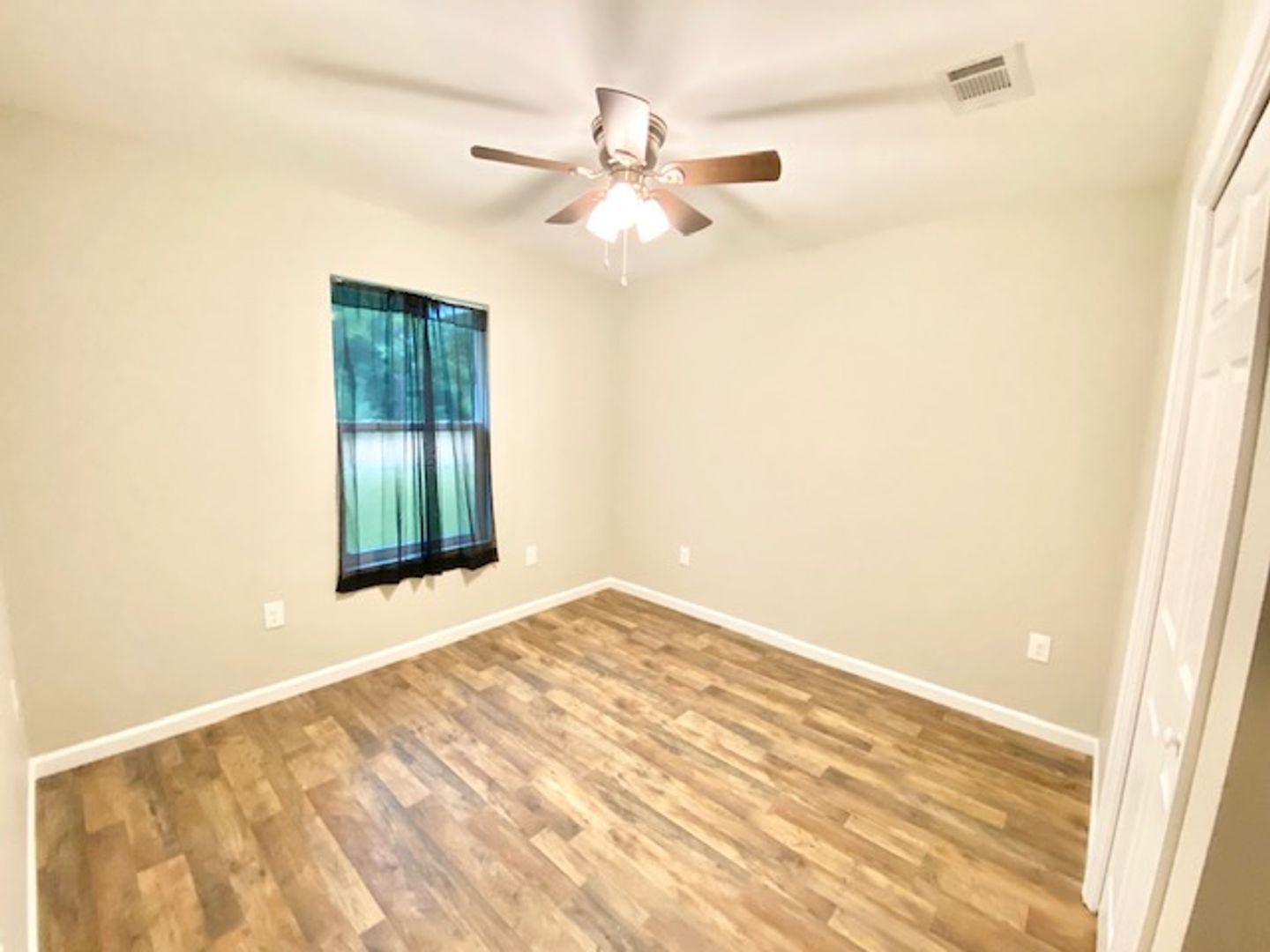 Defuniak Springs House: 331 Passion Flower Street