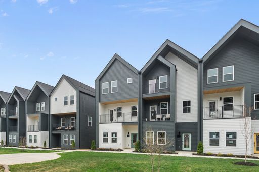 Coming soon, we'd love you to live here. Donelson Nashville Townhome 3 bedrooms 2.5 baths, pets ok, 2 car garage – photo 1