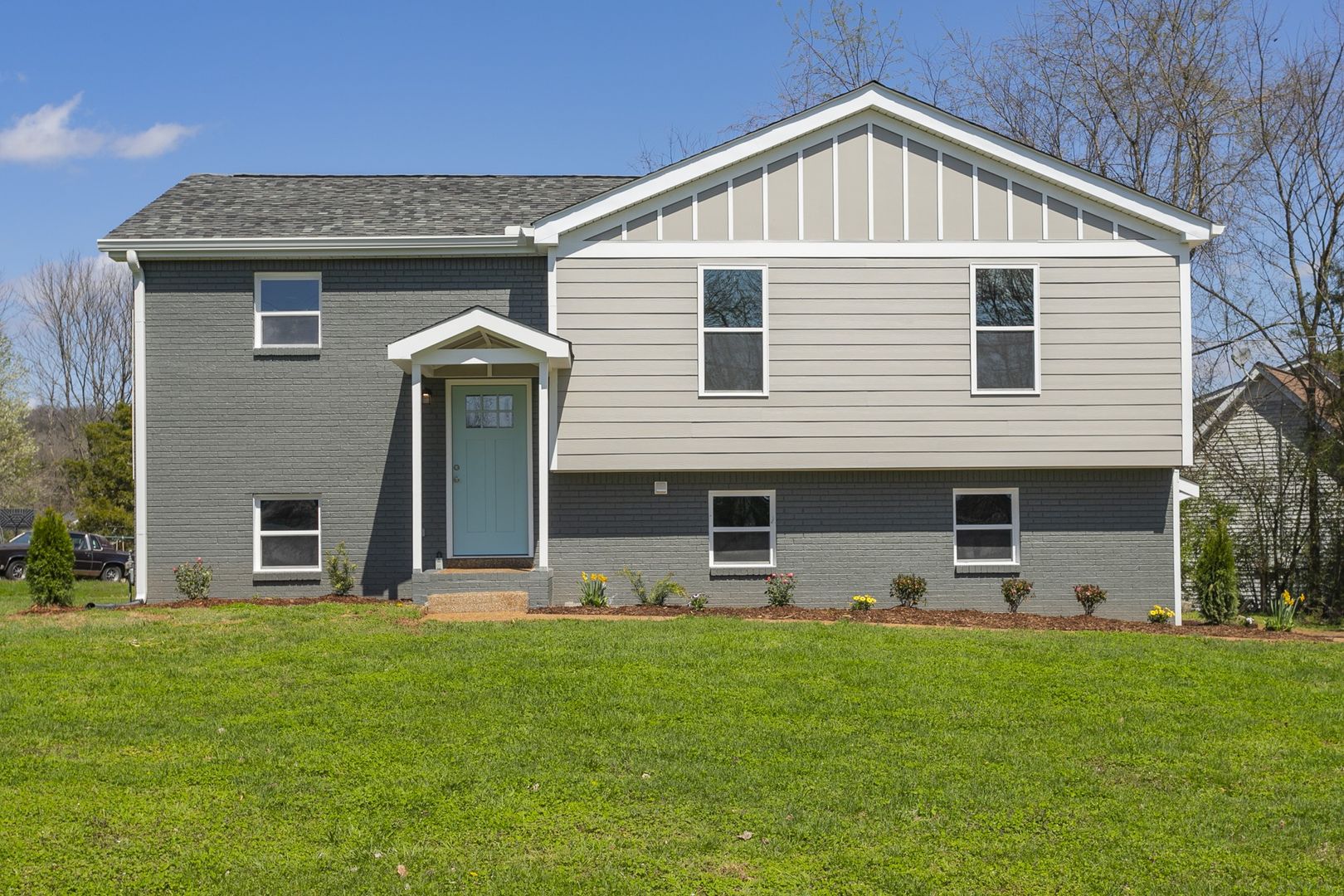 Nashville House: 1608 Autumn Ridge Dr