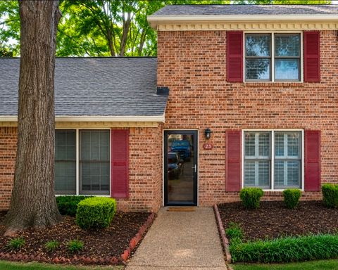 Donelson Townhome, walk to Sweetmilk and Salento restaurant, reserved parking, pet friendly – photo 1