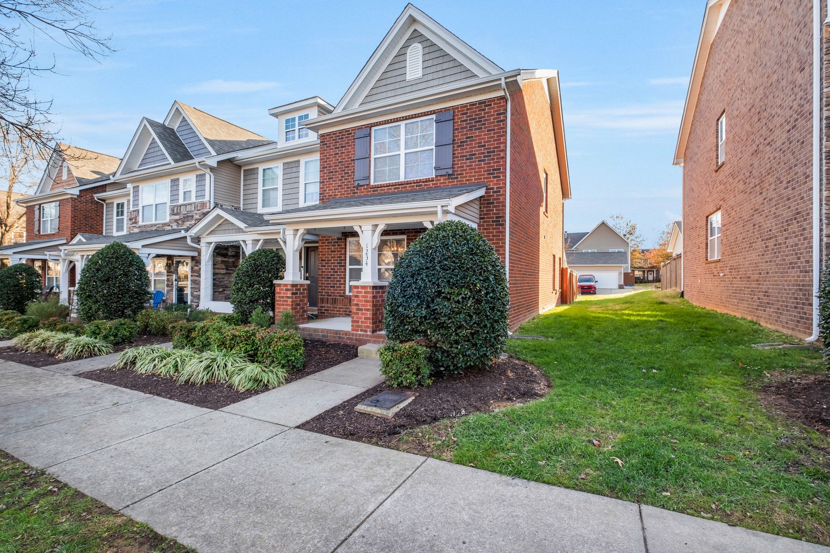 Hermitage Townhome: 1234 Riverbrook Drive