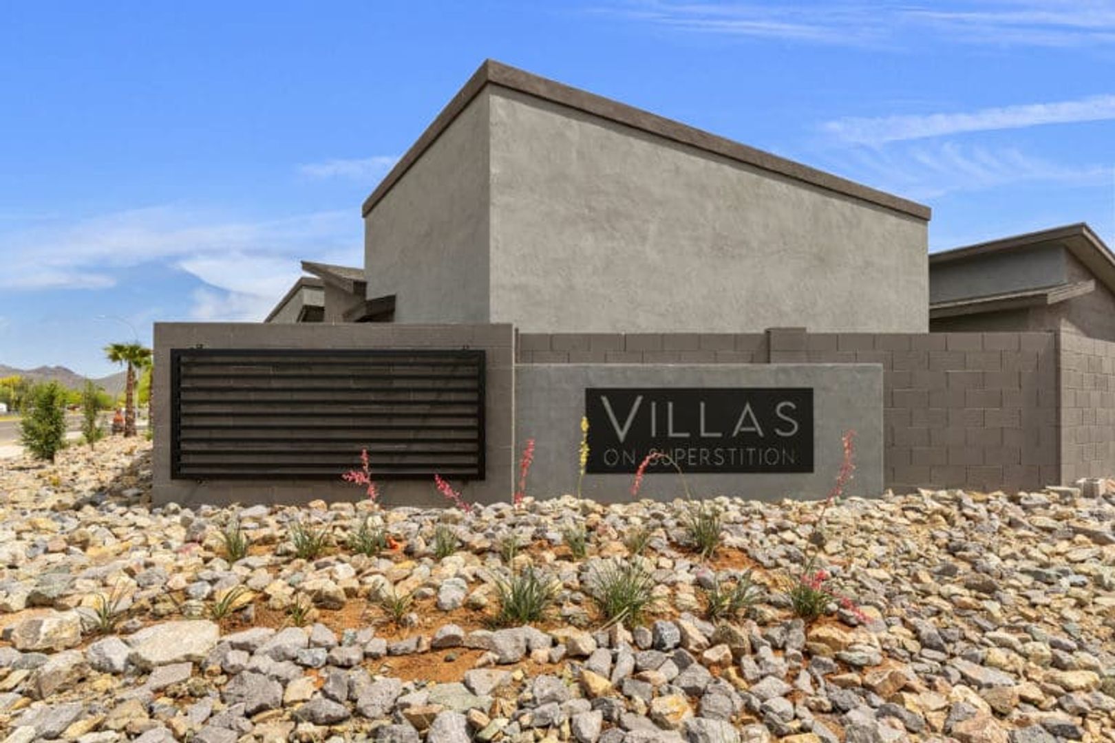 Apache Junction Apartment: 853 N Main Drive