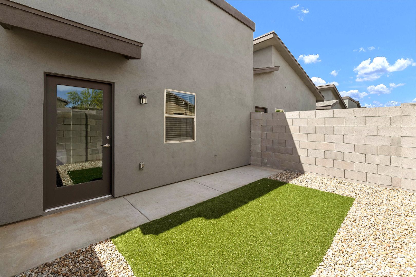 Apache Junction Apartment: 853 N Main Drive