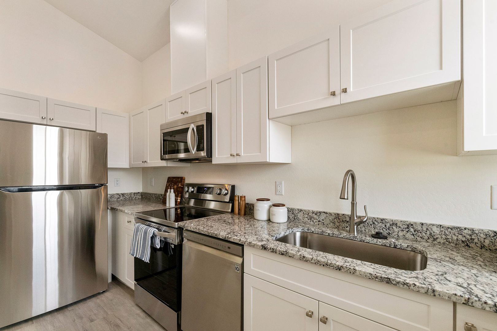 Apache Junction Apartment: 853 N Main Drive