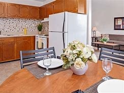 Lebanon Apartment: 1100 Jackson Blvd