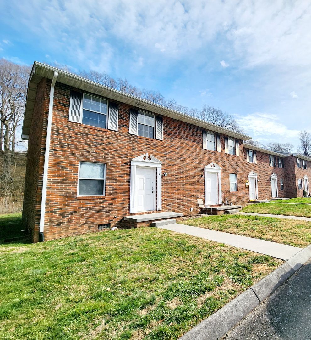 Johnson City Apartment: 3800 Marbleton Rd