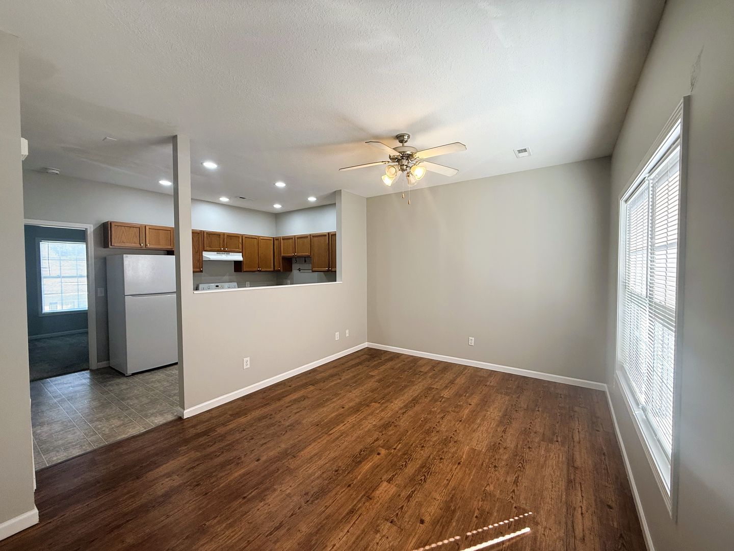 Johnson City Apartment: 405 Christian Church Rd