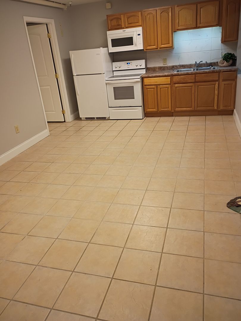 Johnson City Apartment: 2203 McKinley Rd