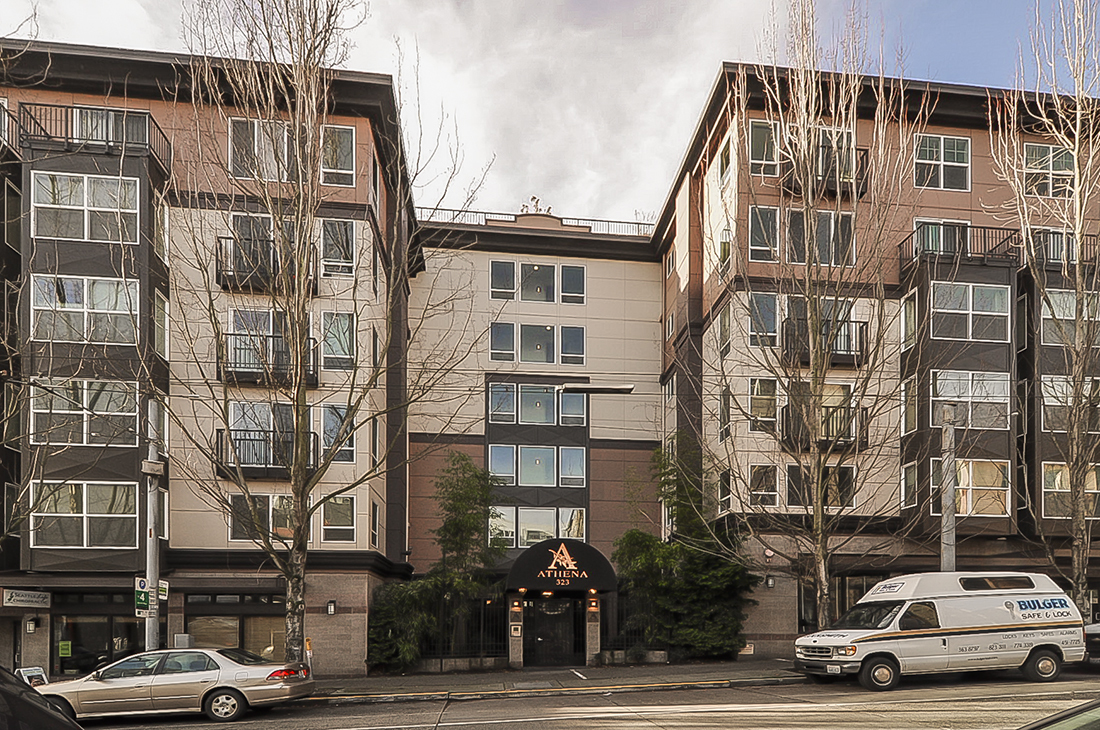 Seattle Condo: 323 Queen Anne Ave N
