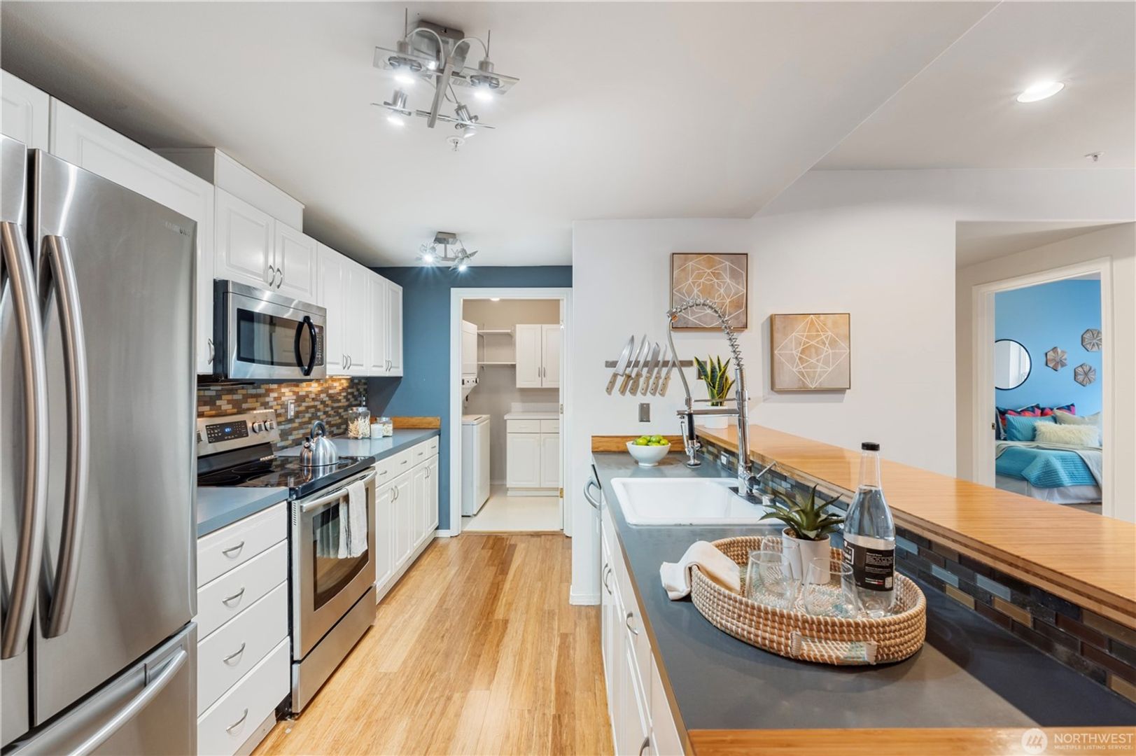 3221 SW Avalon Way #413 4 of 12