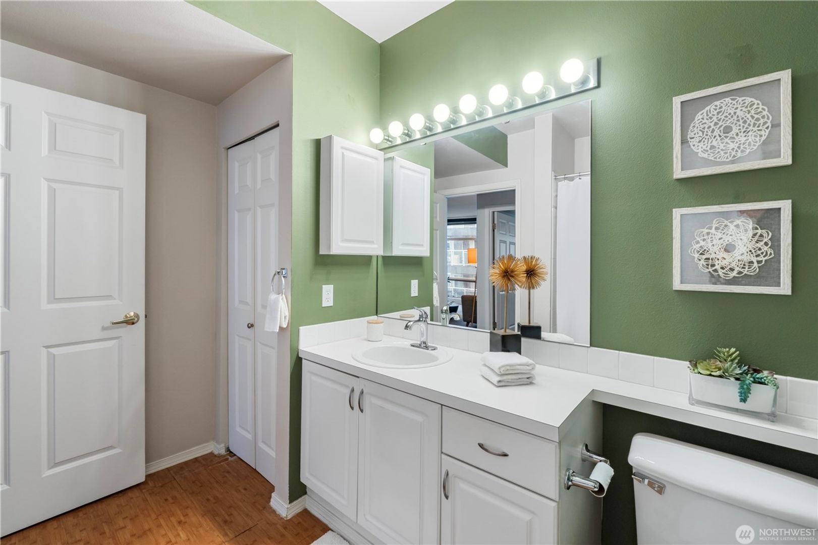 3221 SW Avalon Way #413 13 of 26