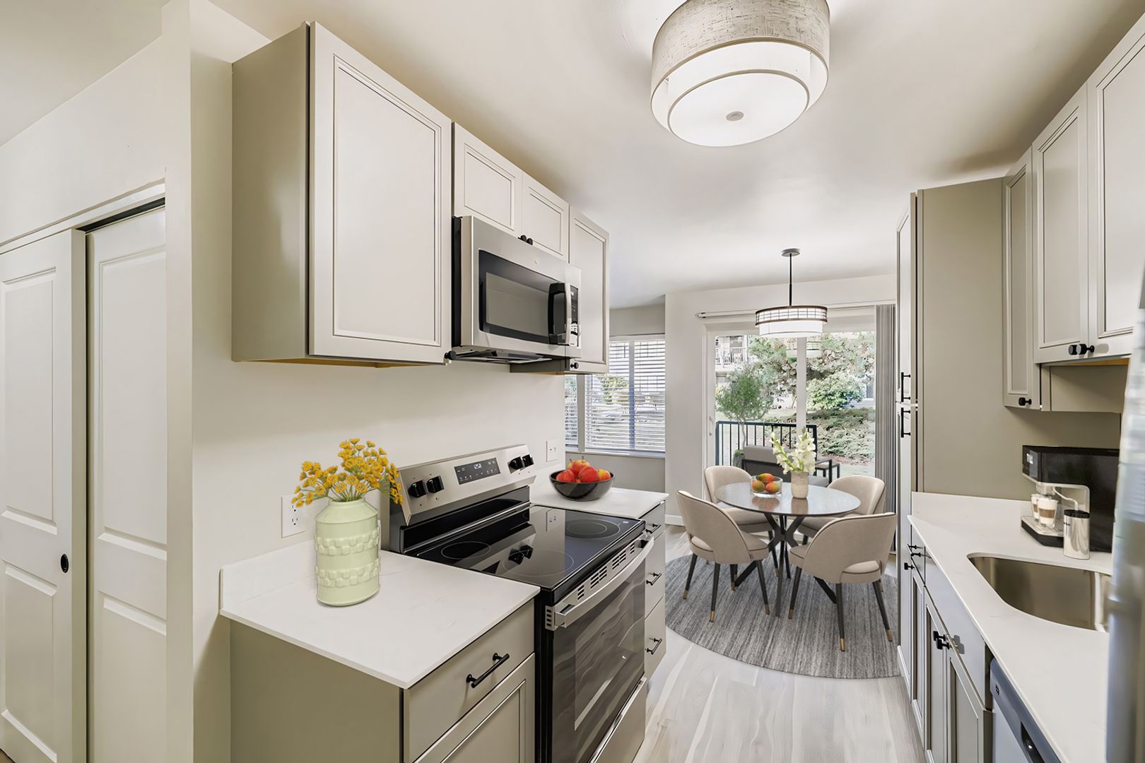 Lynnwood Apartment: 5620-5624 183rd St SW