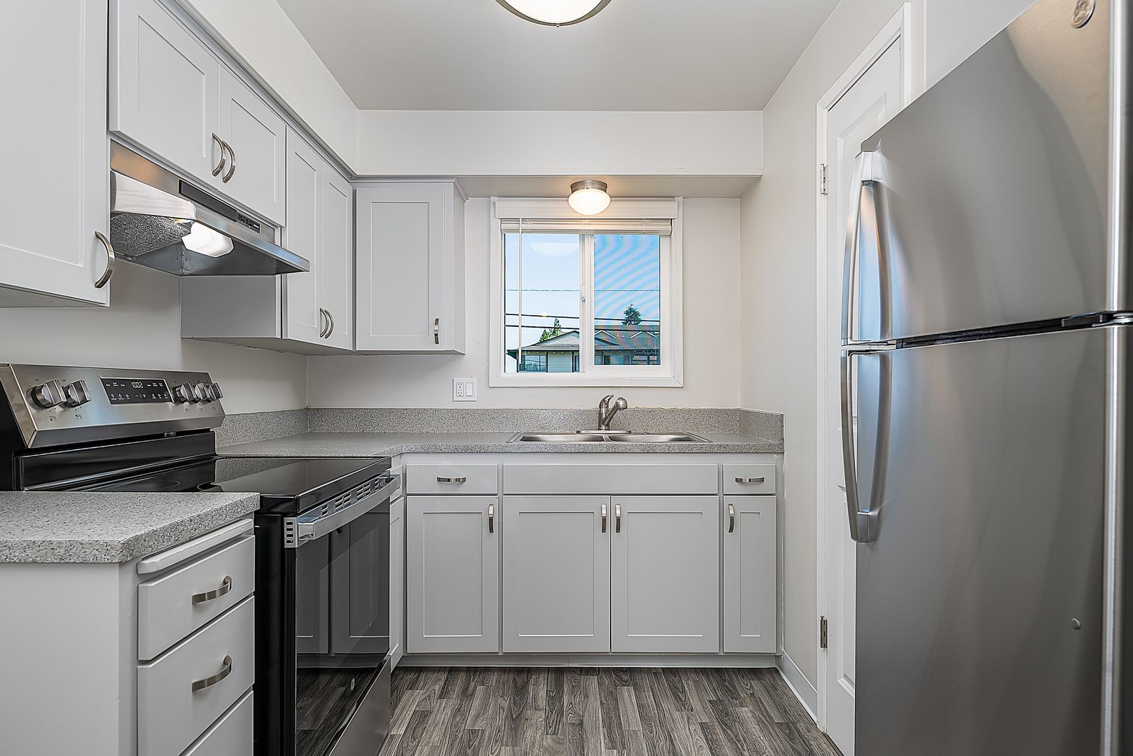 Everett Apartment: 2305 Rucker Ave