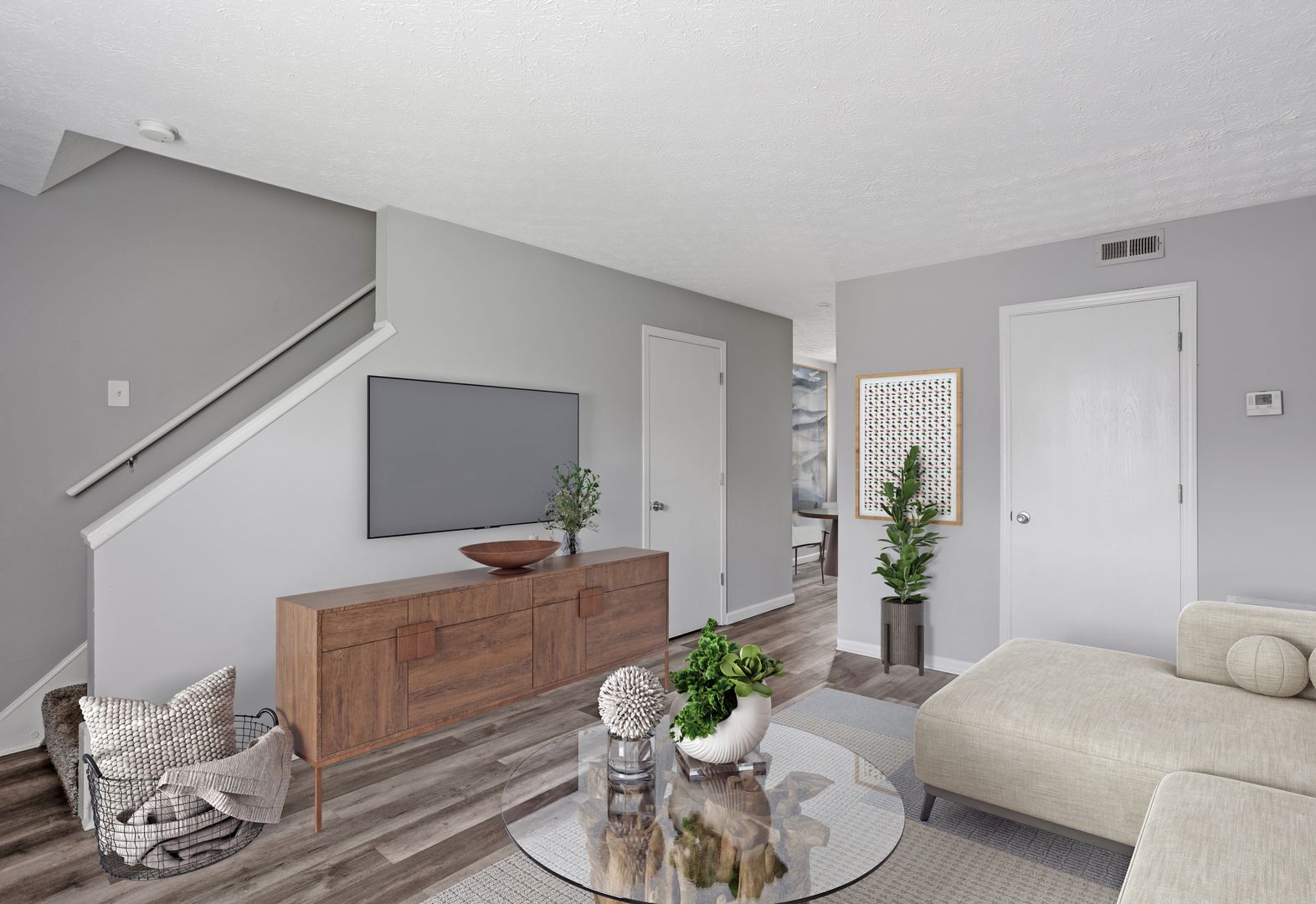 Columbus Apartment: 1691 Red Robin Rd