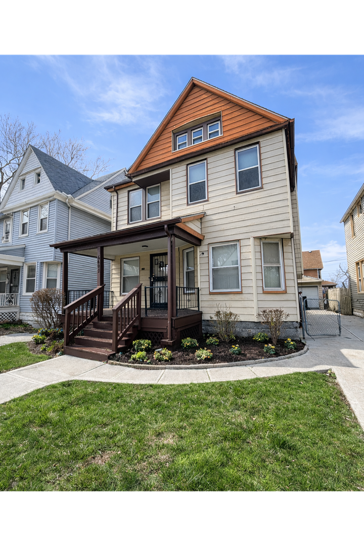 Cleveland House: 6407 Dibble Ave