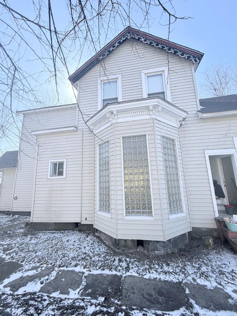 Cleveland Apartment: 2604 W 27th St