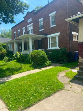 10524–10528 Gooding Ave | Beautifully Renovated 3-Bedroom, 1-Bath Home – Vouchers Welcome – photo 1