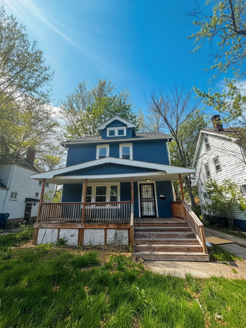 Cleveland Heights House: 890 Nela View Rd.