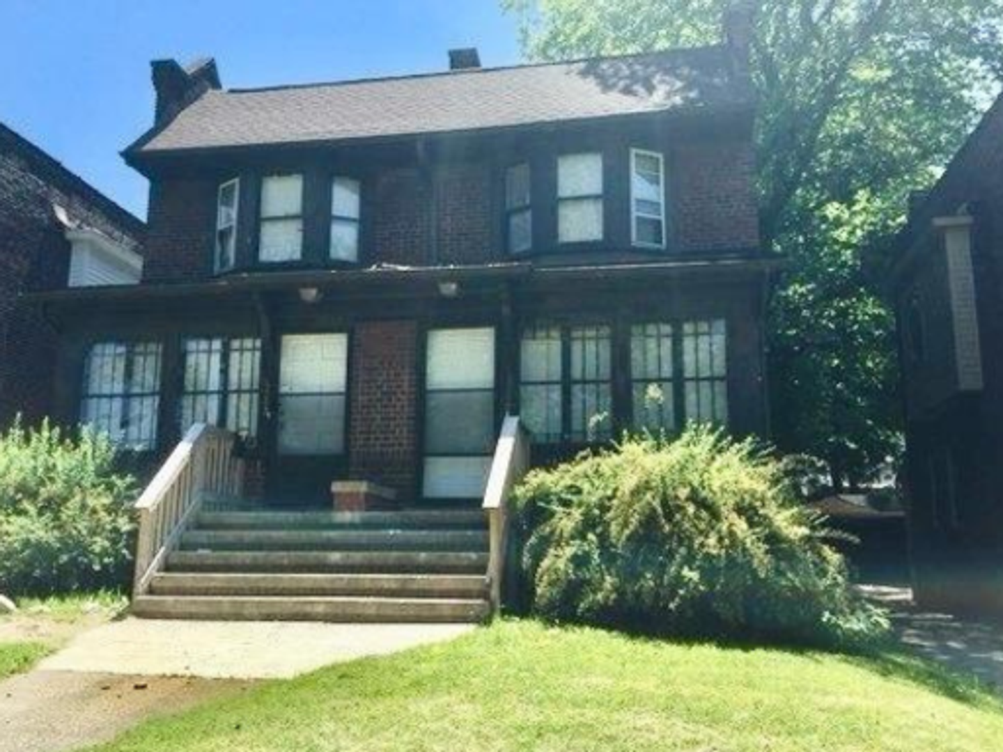 Cleveland Heights Apartment: 3240 - 3242 Sycamore Rd