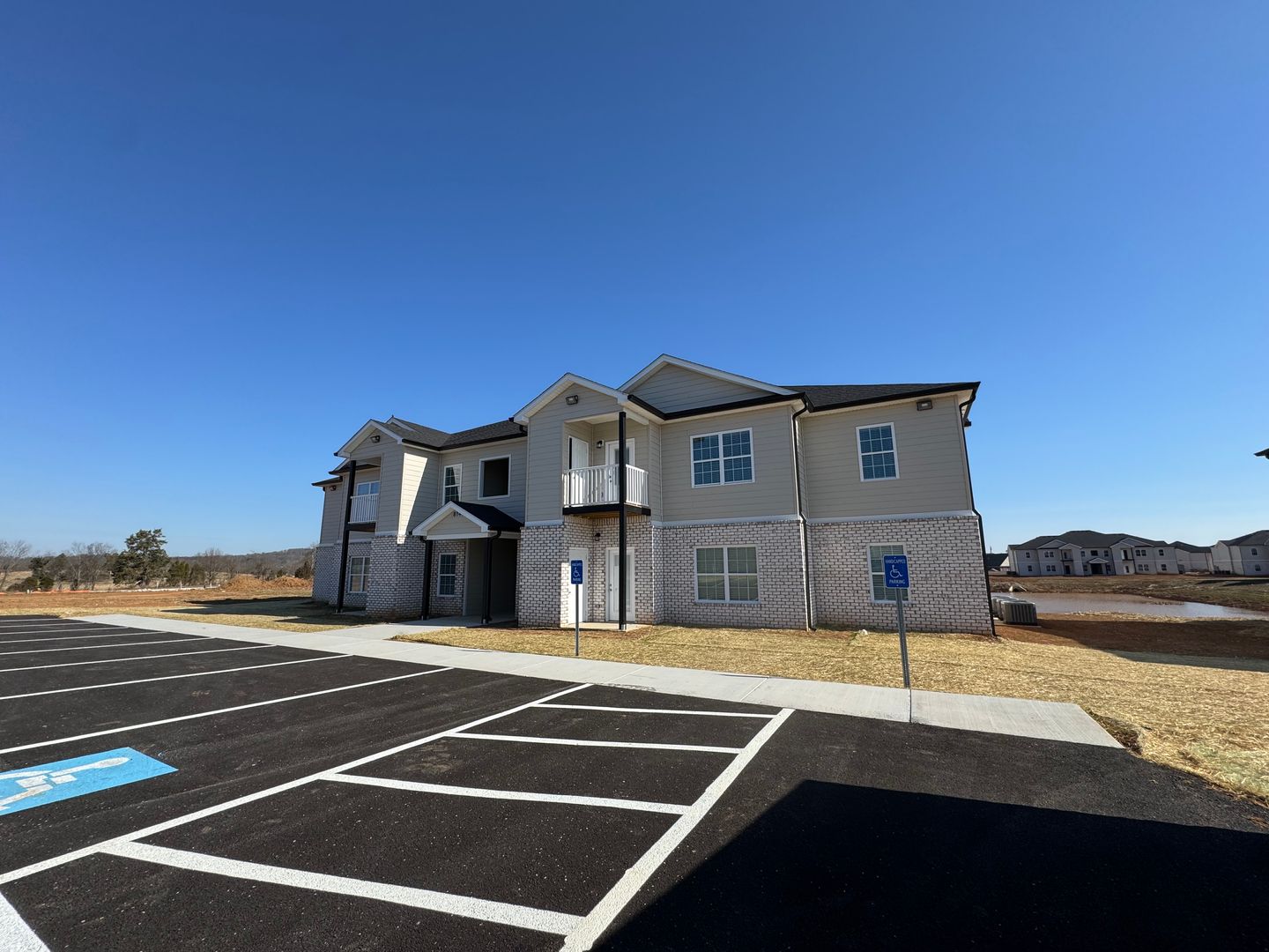 Bowling Green Apartment: 814 Brush Creek Street