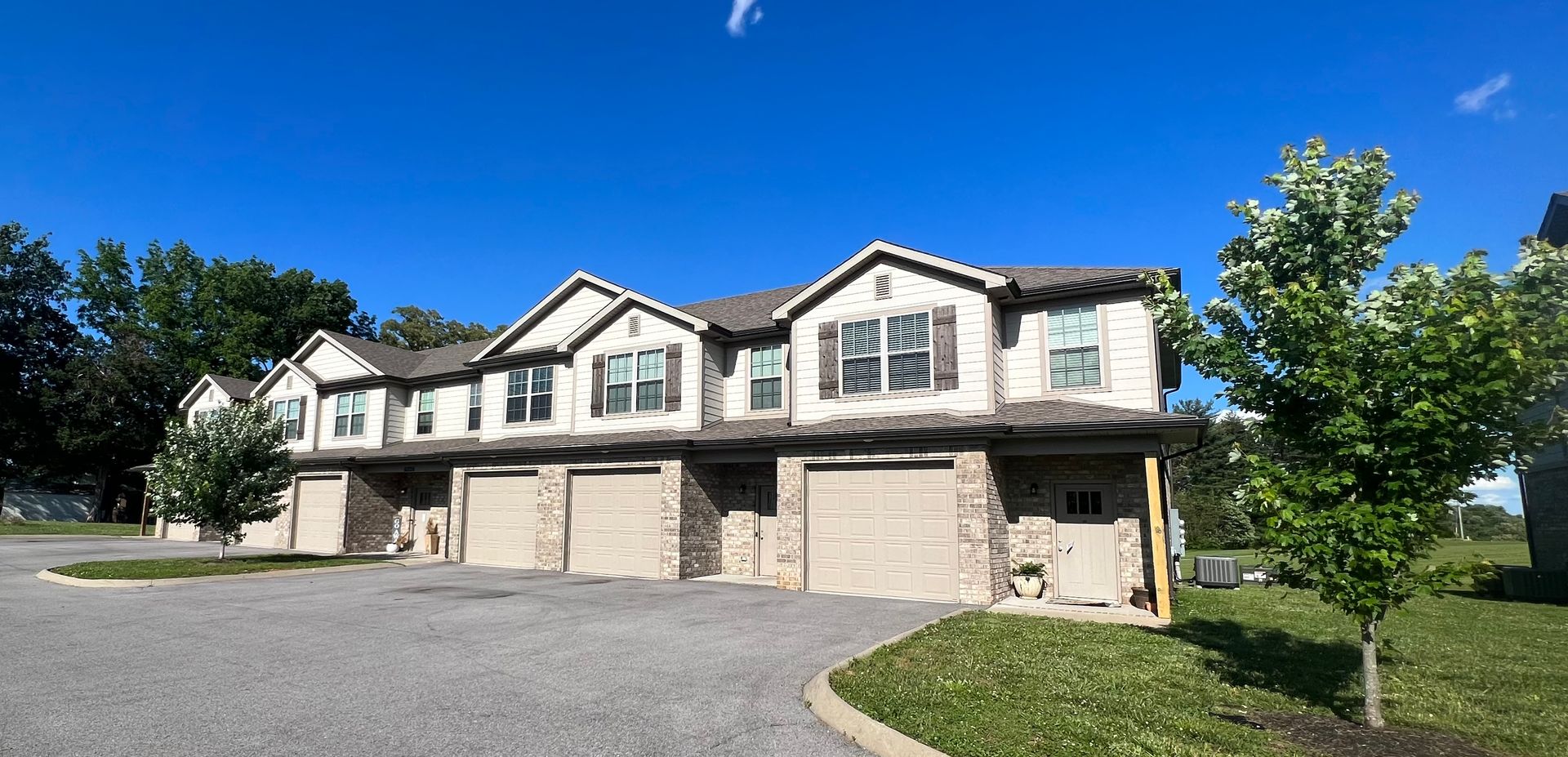 Bowling Green Apartment: 113 Middle Bridge Stub Road