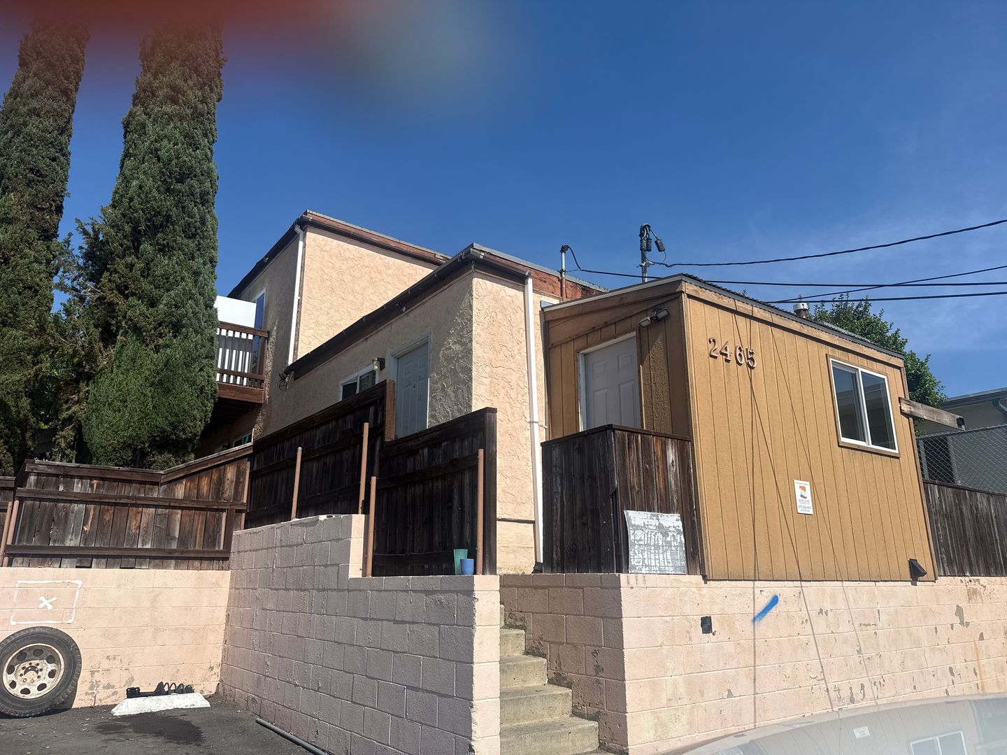 San Diego Apartment: 2465 Fairmount Ave