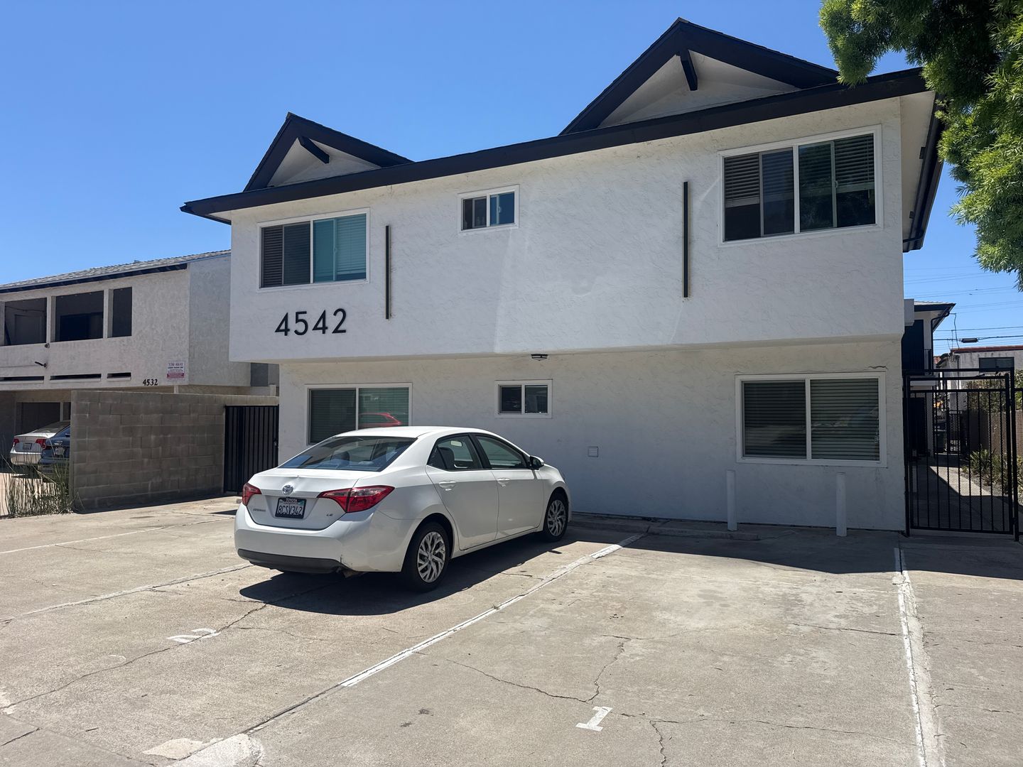 San Diego Apartment: 4542 Felton Ave