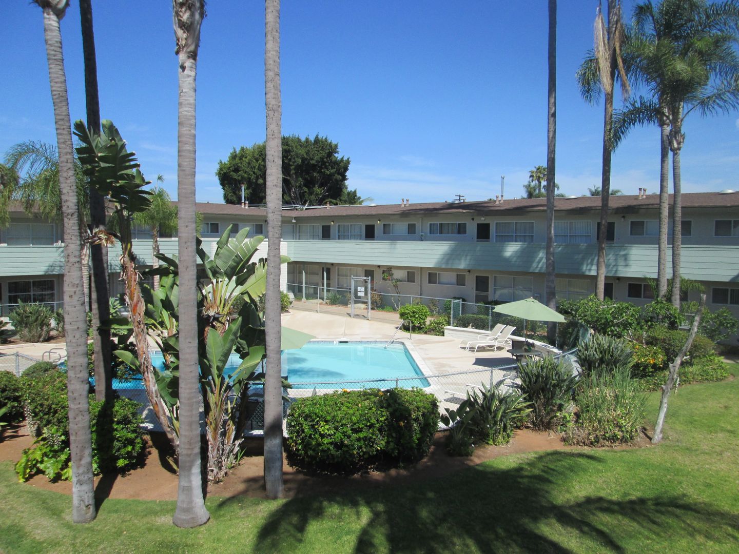 Chula Vista Apartment: 262 Fig Ave