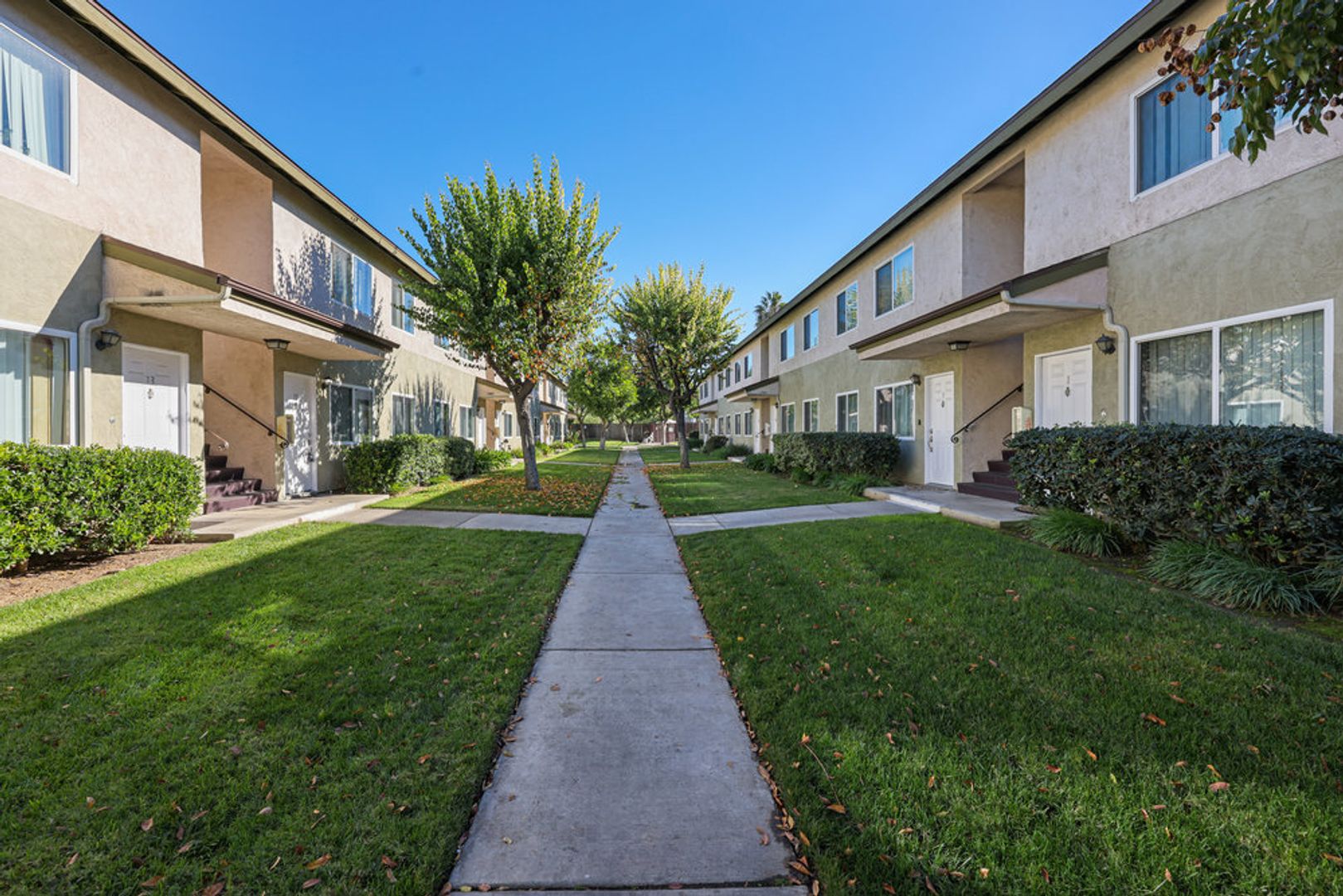 El Cajon Apartment: 921 S Sunshine Ave