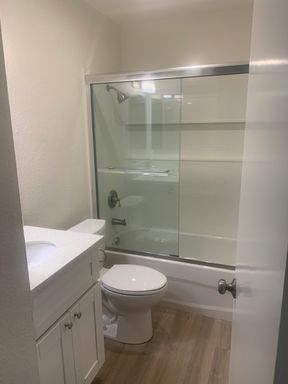 Beautiful 2bed 1 bath in Linda Vista! MUST SEE! Call 6 1 9-8 8 8-5 5 5 4 – photo 1