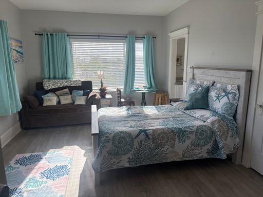 Furnished Beautiful Golden Hills Studio! Please call 6 1 9 8 8 8 5 5 5 4 – photo 1