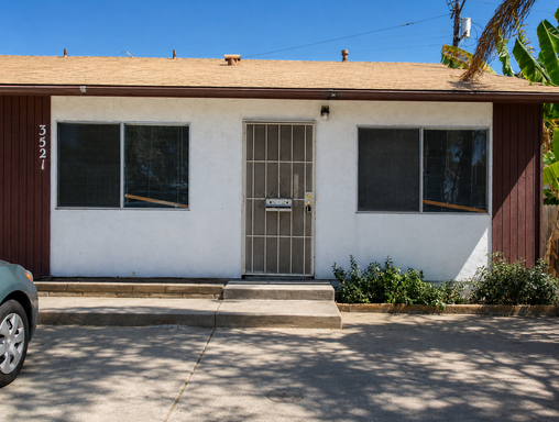 YOUR NEXT HOME IS HERE! CHARMING 2 BEDROOM! CALL 9 1 0 5 8 3 6 0 2 8 TODAY! – photo 1