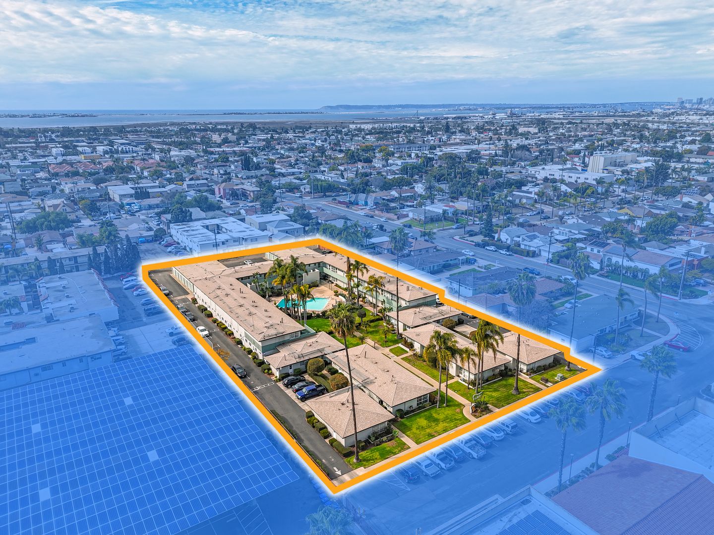 Chula Vista Apartment: 262 Fig Ave