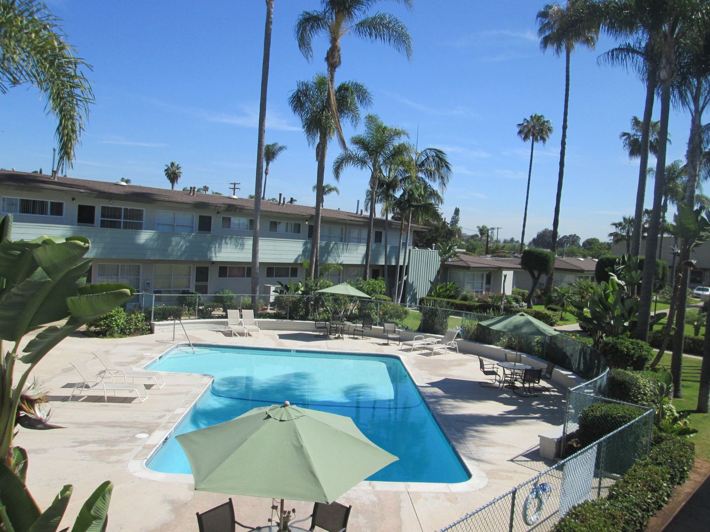 Chula Vista Apartment: 262 Fig Ave