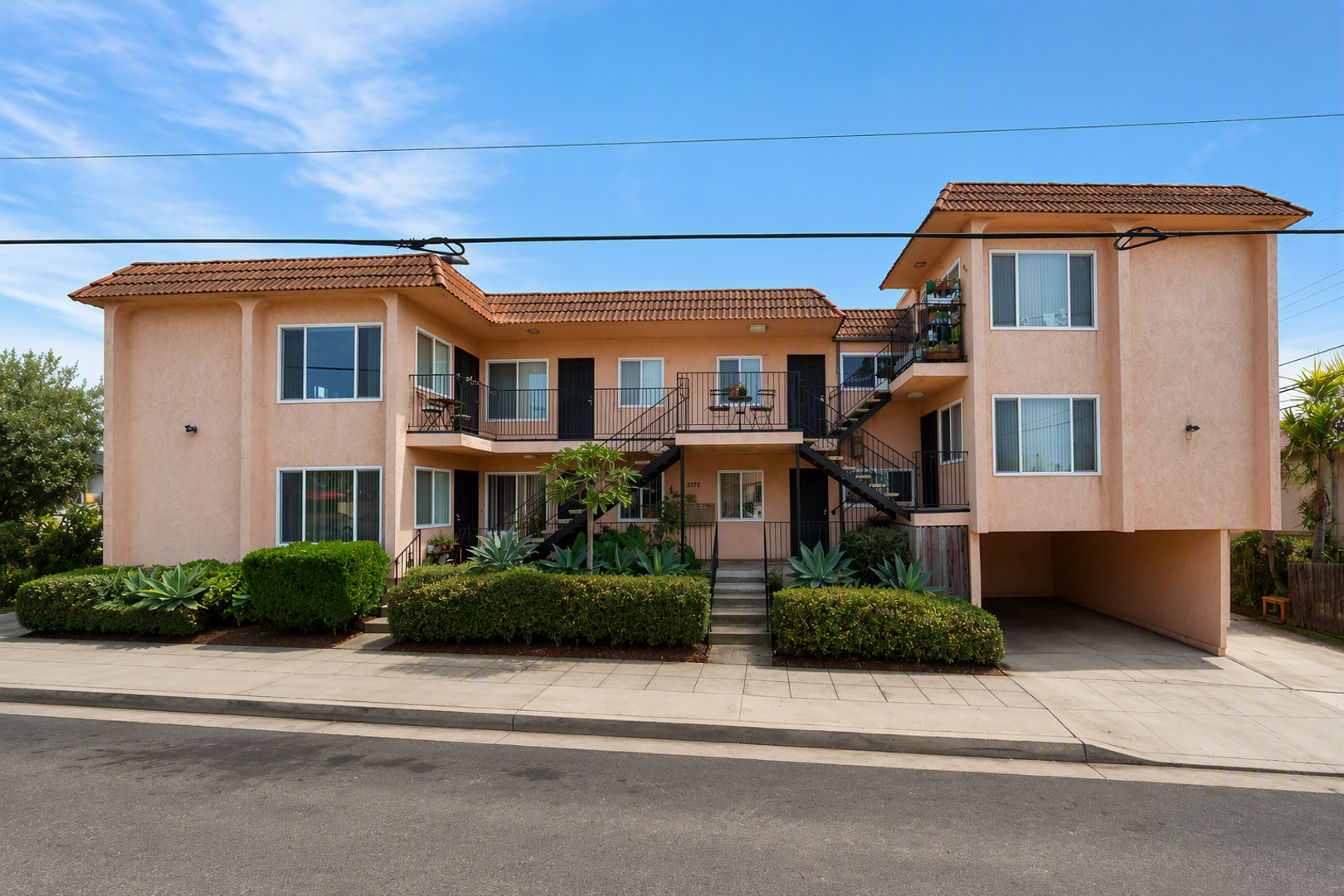 San Diego Apartment: 2175 Wightman Street