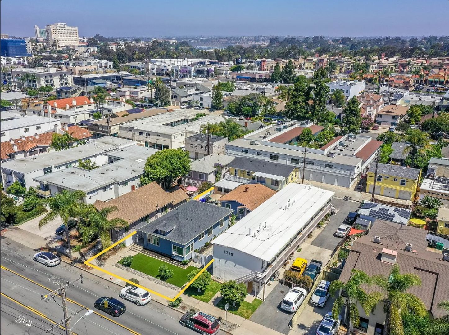 San Diego Apartment: 1264-72.5 Robinson Ave,
