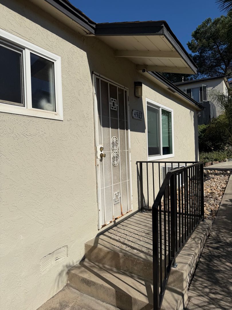 La Mesa Apartment: 4957, 4959 Mills, 4961 Mills, 4963 Mills and 4924, 4926, 4930 Colina La Mesa, CA 91942