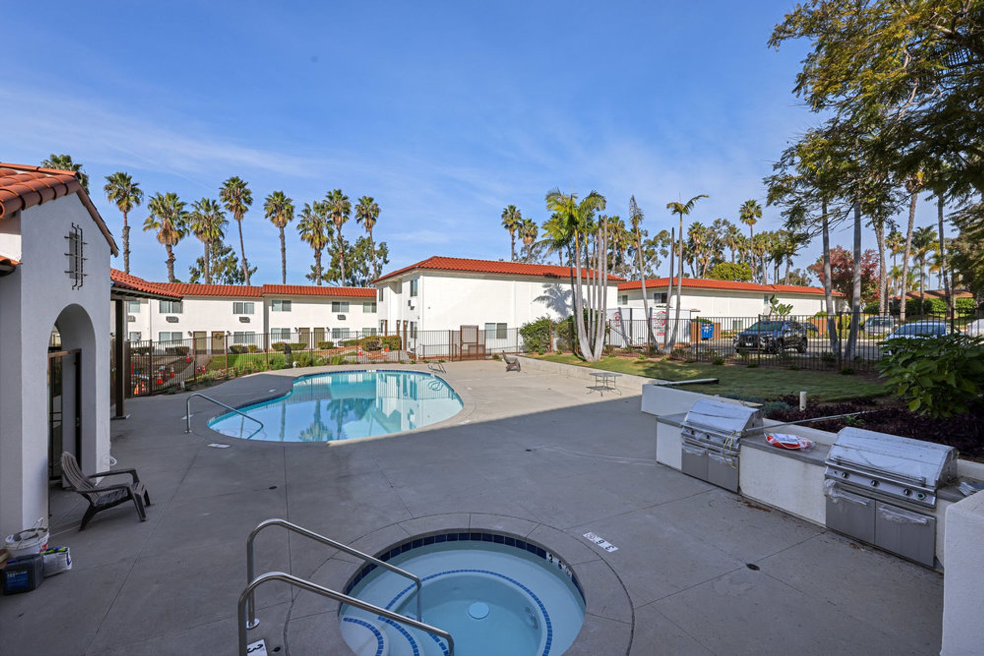 San Diego Apartment: 7705-7777 Linda Vista Road