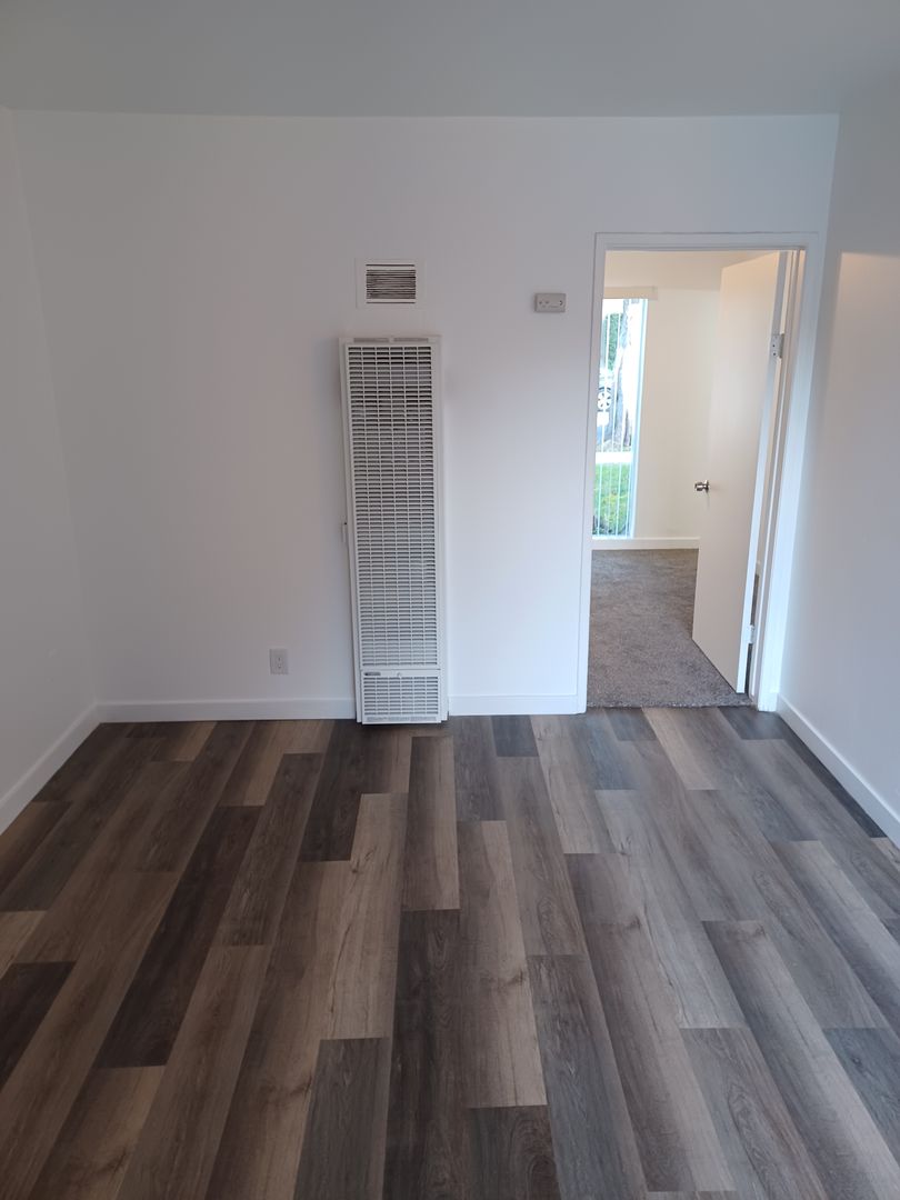 Santa Ana Apartment: 1410 S Minnie St