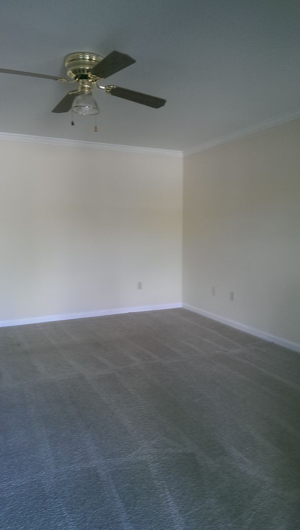 2021 Cloyd Blvd., Florence, AL 35630