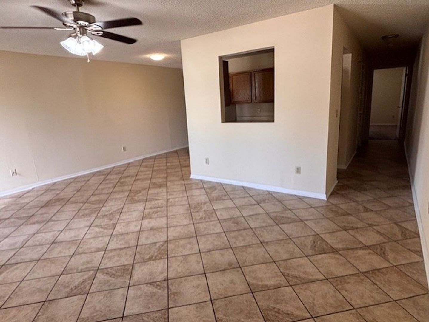 Florence Apartment: 3788 Chisholm Rd Highway 17