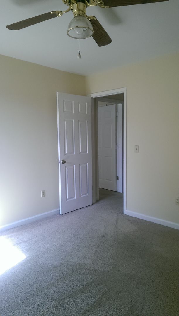 2021 Cloyd Blvd., Florence, AL 35630