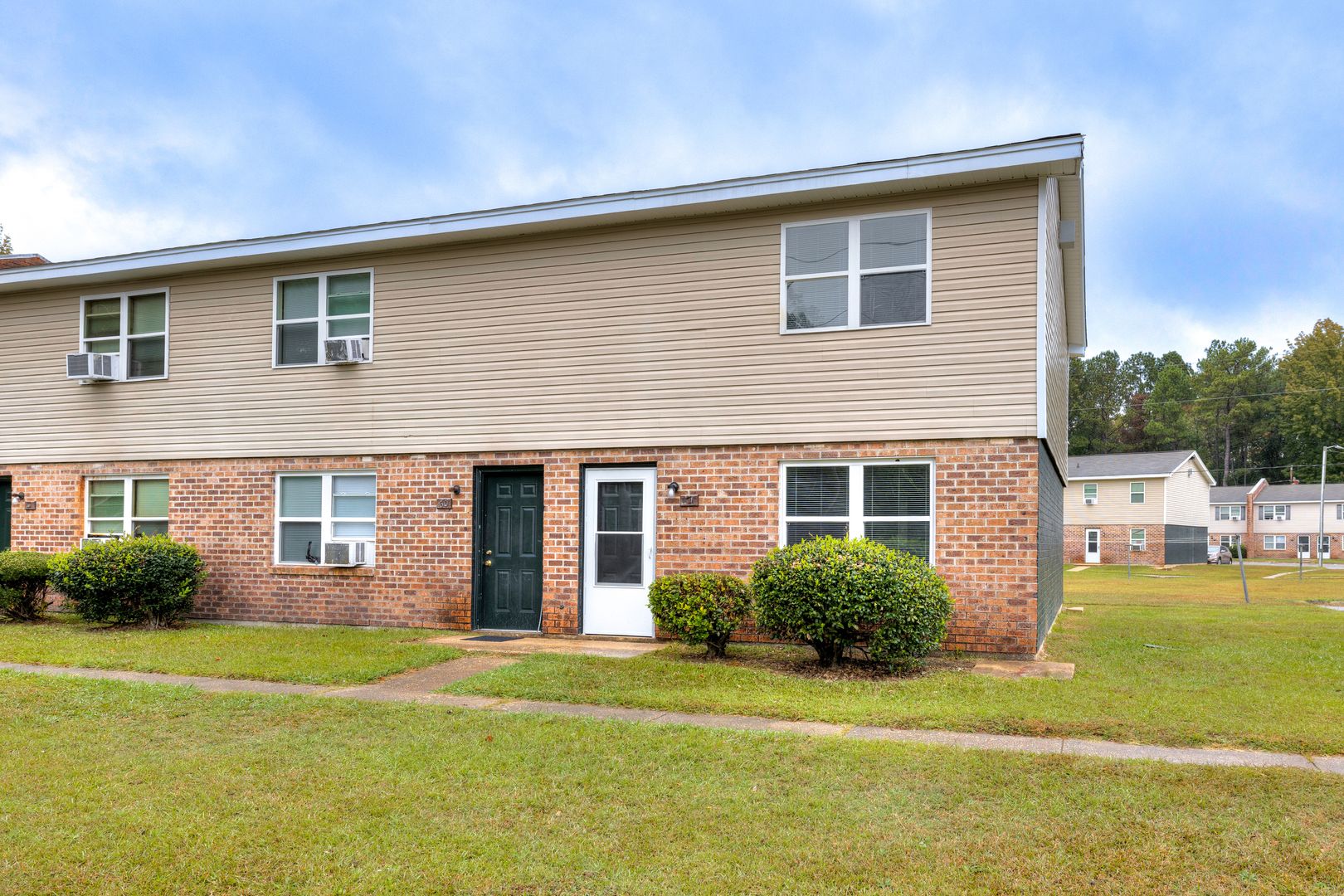 Sumter Apartment: 861 Carolina Ave