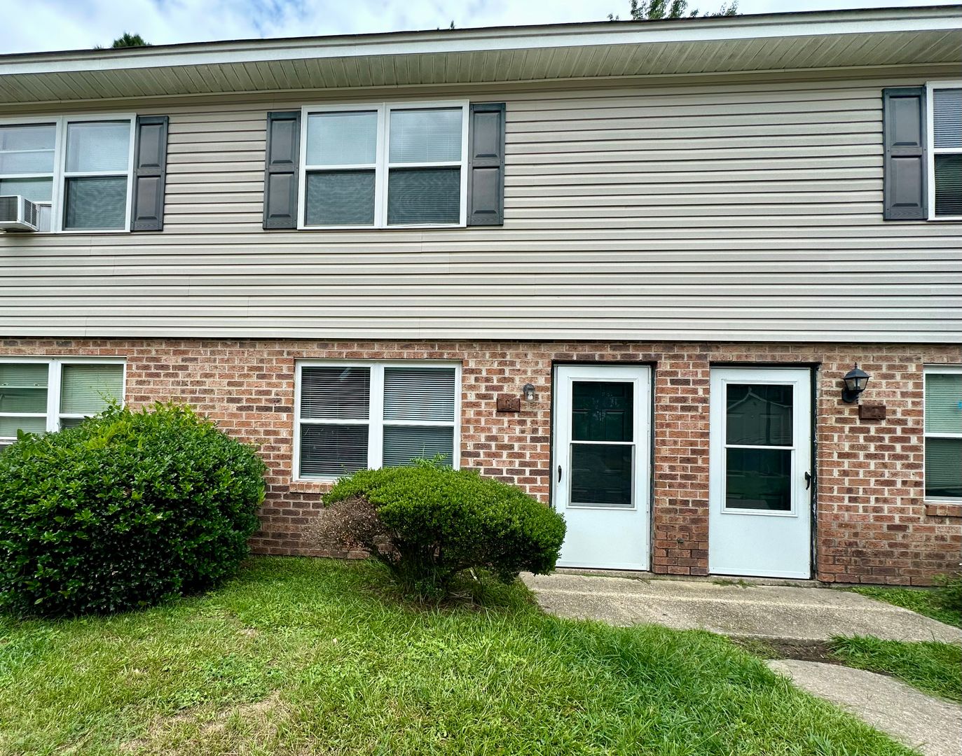 Sumter Apartment: 861 Carolina Ave - Apt. 11
