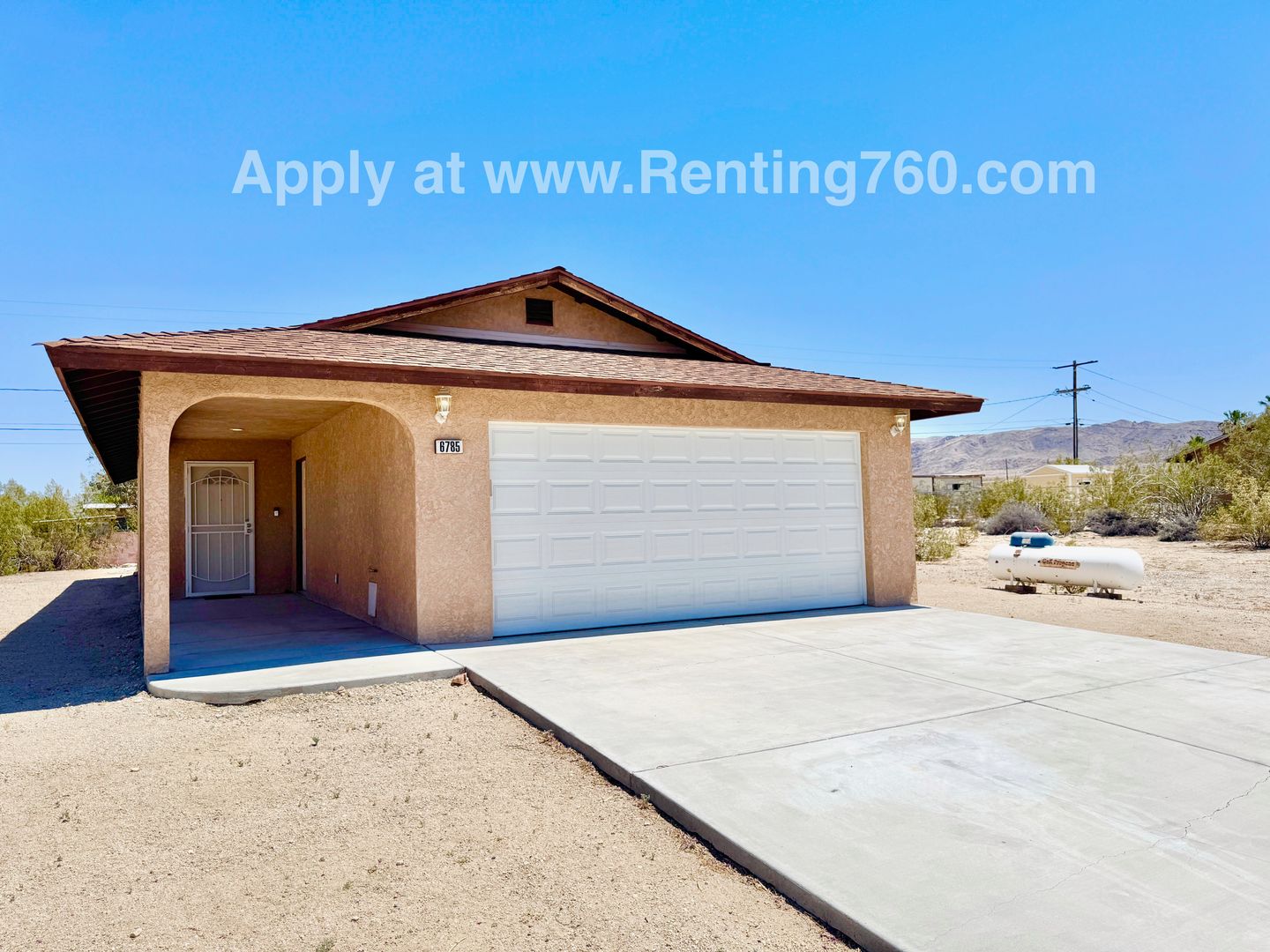 29 Palms House: 6785 Saladin Ave
